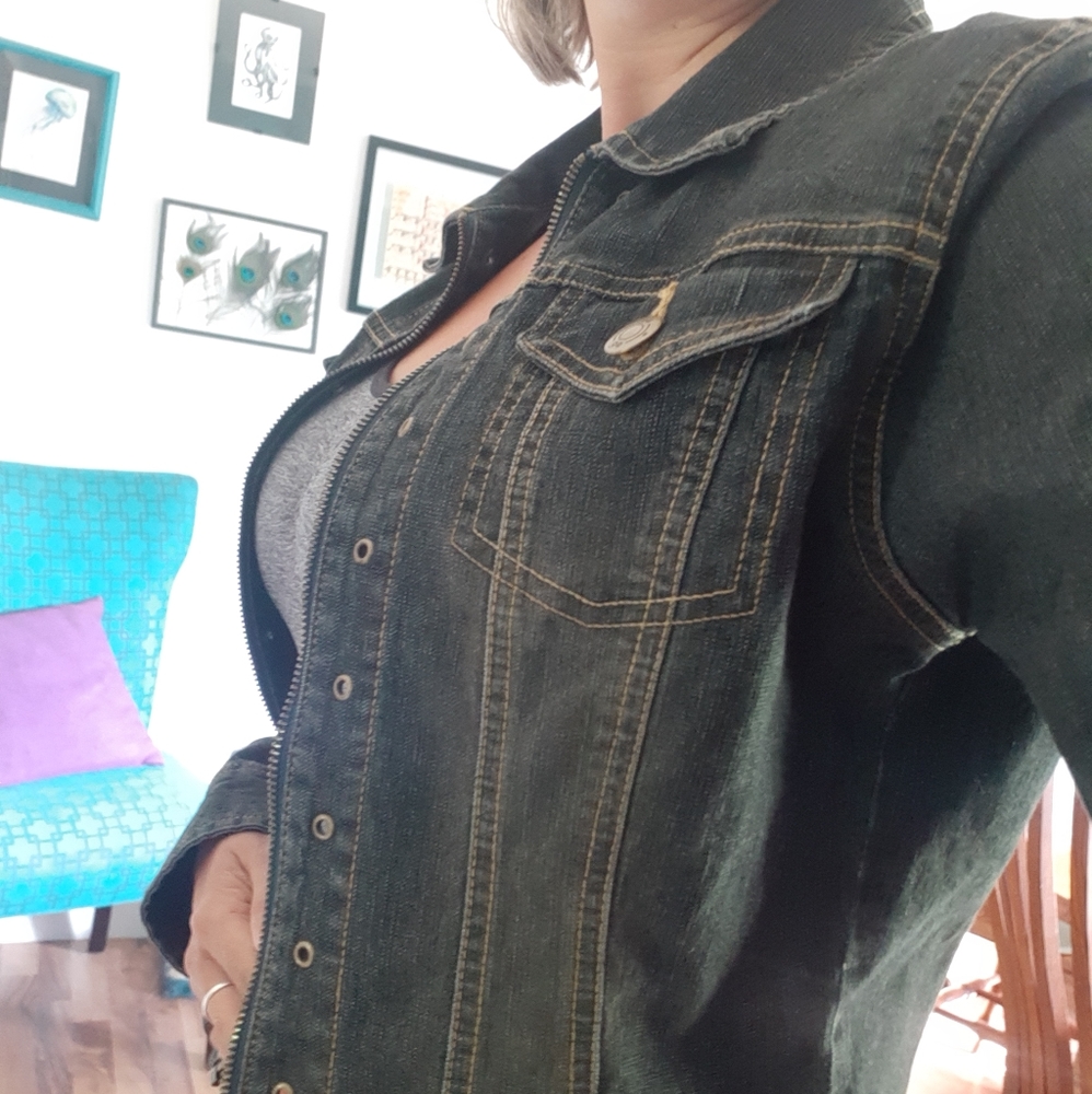 Jacket - Picture 2 of 3